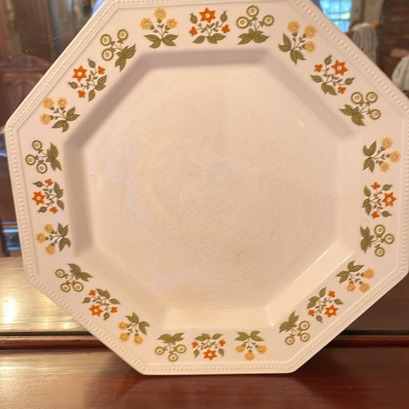 Johnson Bros made in England ironstone dishes - Picture 3 of 5